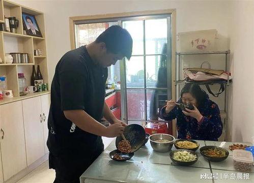 微山张蒙吃瓜,瓜田里的欢乐时光