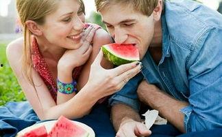 吃瓜吃的肚子疼咋办,缓解吃瓜肚子疼的实用攻略